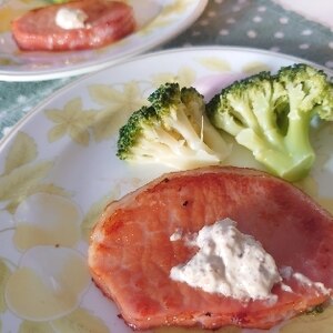 厚切りロースハムのマスタードマヨソースかけ レシピ 作り方 By ミルク白うさぎ 楽天レシピ